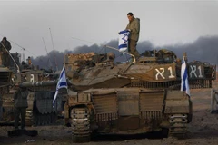 Binh sỹ Israel được triển khai tại khu vực gần biên giới Israel và Dải Gaza. (Ảnh: AFP/TTXVN)