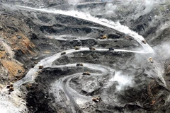 [Photo] Phát huy truyền thống vùng mỏ Quảng Ninh anh hùng