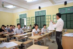 Thí sinh dự thi Trung học phổ thông quốc gia. (Ảnh: Minh Sơn/Vietnam+)