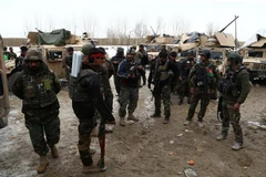 Binh sỹ Afghanistan trong chiến dịch truy quét phiến quân tại tỉnh Ghazni. (Ảnh: THX/TTXVN)