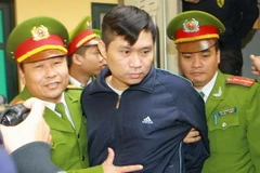 [Photo] Xét xử sơ thẩm vụ án tại Thẩm mỹ viện Cát Tường