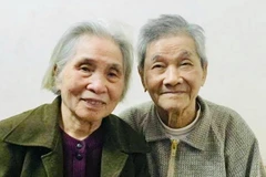 Vợ Chồng nhà thơ Nguyễn Xuân Sanh. (Nguồn: cand.com.vn)