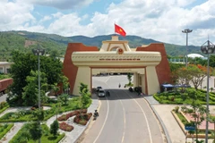Cửa khẩu quốc tế Lao Bảo ở phía Việt Nam. (Ảnh: Hồ Cầu/TTXVN)