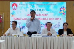 Ông Nguyễn Văn Hiếu, Phó Giám đốc Sở Giáo dục và Đào tạo Thành phố Hồ Chí Minh phát biểu tại hội thảo. (Ảnh: Thu Hoài/TTXVN)