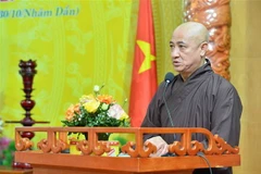 Hòa thượng Thích Huệ Thông, Phó Tổng thư ký, Chánh Văn phòng Trung ương Giáo hội Phật giáo Việt Nam phát biểu. (Ảnh: Minh Đức/TTXVN)