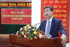 Ông Tạ Anh Tuấn - Phó Bí thư Tỉnh ủy Phú Yên nhiệm kỳ 2020-2025 phát biểu nhận nhiệm vụ. (Ảnh: Xuân Triệu/TTXVN)