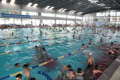 Hơn 10 ngàn lượt bơi miễn phí, đào tạo chống đuối nước cho trẻ em ở Hà Nội sẽ được triển khai. (Ảnh: PV/Vietnam+)