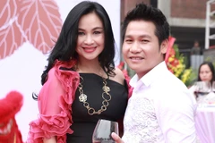 Sao Việt chúc mừng Trọng Tấn “bén duyên” với đặc sản dê ré