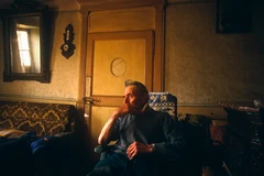 Vì sao sự cô đơn lại gây hại cho sức khỏe thể chất của bạn?