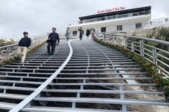 Khu du lịch sinh thái cầu kính Rồng Mây sẽ mở cửa đón khách chính thức vào ngày 17/11. (Ảnh: Việt Hoàng/TTXVN) 