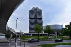 Trụ sở BMW tại Munich, Đức. (Ảnh: THX/TTXVN)