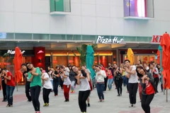 Dance for Kindness 2014: Cùng nhảy tập thể để thúc đẩy sự tử tế