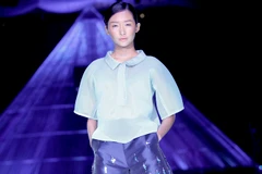 [Photo] Ấn tượng trang phục ứng dụng tinh tế của nhà thiết kế Italy