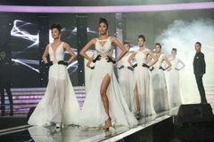 Liveshow 8 Hoa khôi Áo dài: “Người của ban tổ chức” bị loại