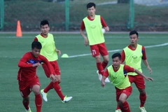 Đội tuyển U20 Việt Nam tập buổi đầu tiên vào ngày 18/5 ở Trung tâm bóng đá Cheonan thuộc thành phố Cheonan (Hàn Quốc). (Ảnh: Nguyễn Đức/TTXVN)