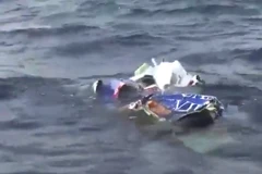 Đã xác định các mảnh vỡ thu được trên biển là của máy bay CASA-212