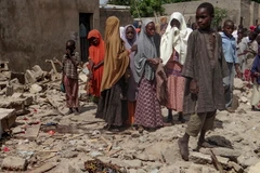 Hiện trường một vụ đánh bom liều chết ở Nigeria. (Ảnh: EPA/TTXVN)