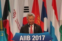 Chủ tịch AIIB Kim Lập Quần phát biểu tại Hội nghị thường niên AIIB, Jeju, ngày 16/6 vừa qua. (Ảnh: Yonhap/TTXVN)