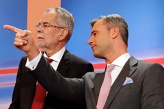 Ông Alexander Van der Bellen (trái) và ông Norbert Hofer. (Nguồn: profil.at)