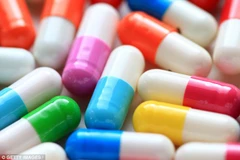 Hy vọng sáng chế viên thuốc "vật liệu siêu bền" chữa bách bệnh