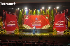 Chương trình "Ngày vui thống nhất": Bản giao hưởng của sự tự hào