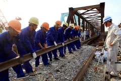 Thay nhịp mới, cầu Trà Bồng đảm bảo tốc độ và an toàn tàu Bắc-Nam