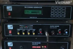 Một số xã mặc dù đã được dự án bàn giao công trình nhưng do chưa nhận được giấy phép sử dụng tần số và thiết bị vô tuyến điện nên chưa thể phát sóng. (Ảnh: PV/Vietnam+)