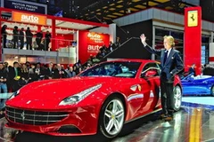 Siêu xe Ferrari FF tại triển lãm ôtô Geneva. (Nguồn: Internet)