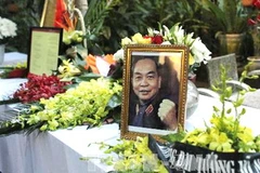 Ảnh chân dung Đại tướng và hoa tại lễ tưởng niệm Đại tướng Võ Nguyên Giáp. (Nguồn: TTXVN)