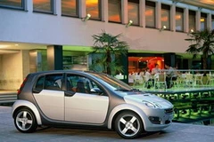 Mẫu xe Smart ForFour. (Nguồn: Internet)