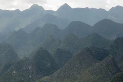 Cảnh "rừng đá" trên cao nguyên đá Đồng Văn, Hà Giang. (Ảnh: Minh Tâm/TTXVN)