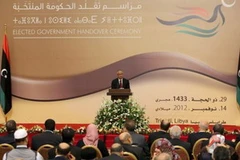 Thủ tướng Libya Ali Zeidan phát biểu tại buổi lễ nhậm chức của tân chính phủ Libya. (Nguồn: AFP)