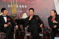 Châu Nhuận Phát, Hồng Kim Bảo và Huỳnh Hiểu Minh trong phim "Thủ lĩnh cuối cùng." (Nguồn: Xinhua)