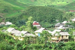 Một góc khu tái định cư Si Pa Phìn, huyện Mường Chà, Điện Biên (Nguồn: baodienbienphu.com.vn)