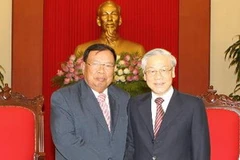 Tổng Bí thư Nguyễn Phú Trọng tiếp Thường trực Ban Bí thư, Phó Chủ tịch nước Lào Bounnhang Vorachith. (Ảnh: Trí Dũng/TTXVN)