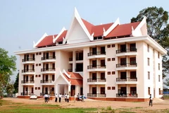 Ký túc xá Học viện Chính trị và Hành chính Quốc gia Lào. (Ảnh: Hoàng Chương/Vietnam+)