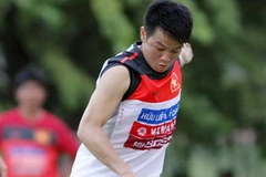 Văn Quyến (phải) có nguy cơ phải phẫu thuật. (Nguồn: TT&VH) 