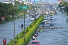 Cảnh ngập lụt tại thủ đô Bangkok ngày 23/10. (Nguồn: AFP/TTXVN)