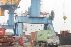 Trong số những container hàng hóa nhập về các cảng Việt Nam có những container là rác thải công nghiệp. (Nguồn: Internet)