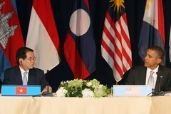 Chủ tịch nước Nguyễn Minh Triết và Tổng thống Hoa Kỳ Obama đồng chủ trì Hội nghị cấp cao ASEAN-Hoa Kỳ lần thứ 2. (Ảnh: Nguyễn Khang/TTXVN)