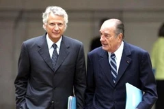 Cựu Tổng thống Pháp, Jacques Chirac, và cựu Thủ tướng Pháp, Dominique de Villepin (trái). (Nguồn: AFP)