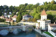 Bern thành phố bán đảo trên sông Aare là một thành phố cổ kính và đẹp nhất châu Âu. (Ảnh: nguồn Internet)