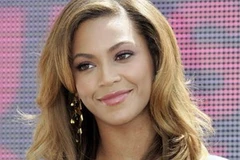 Ngôi sao Beyoncé Knowles đã dùng tiền cátxê mà cô nhận từ Tổng thống Libya, Gadhafi để làm từ thiện. (Nguồn: Internet)