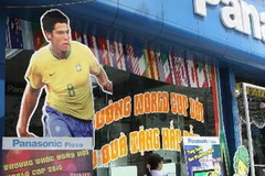 Hà Nội ngày càng " nóng " lên với không khí World Cup 2010. (Ảnh: Ngọc Trường/Vietnam+)