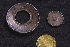 Ba đồng xu hiếm Australia đạt giá 911.000 USD