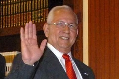 Tổng thống tiếm quyền Honduras Roberto Micheletti. (Ảnh: Reuters)