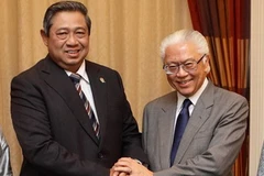 Tổng thống Indonesia, Susilo Bambang Yudhoyono gặp Tổng thống Singapore, Tony Tan, ngày 22/4. (Nguồn: Getty Images)
