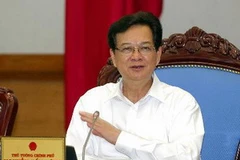 Thủ tướng Nguyễn Tấn Dũng phát biểu kết luận phiên họp thường kỳ Chính phủ tháng Tư. (Ảnh: Đức Tám/TTXVN)