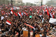 Hàng nghìn người Ai Cập tập trung ở quảng trường Tahrir ở Cairo ăn mừng chiến thắng các cuộc biểu tình vừa qua. (Nguồn: Getty Images)