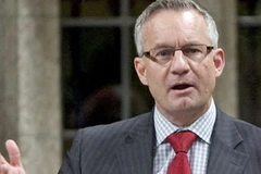 Bộ trưởng Thương mại Quốc tế Canada Ed Fast. (Nguồn: agoracosmopolitan.com)